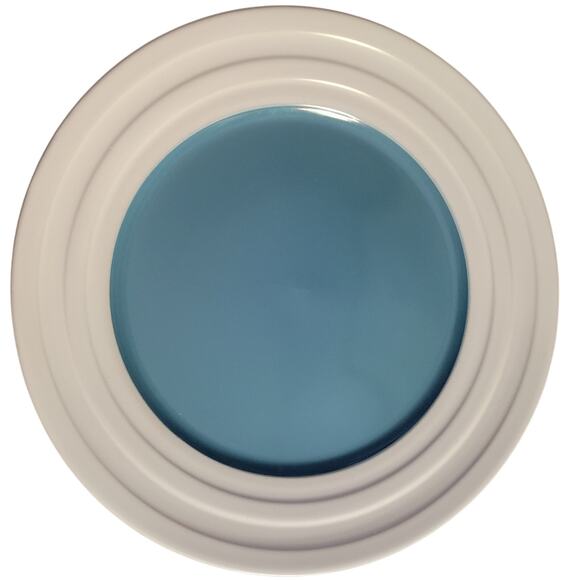 Isaac Mizrahi NY Dinner Plates Caribbean Blue Embossed White Large Rim Set of 2 - Picture 5 of 8